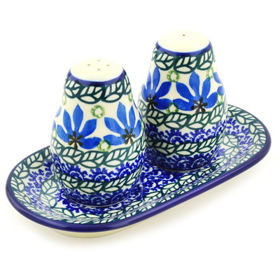 Polish Pottery Salt and Pepper 3-Piece Set Blue Fan Flowers
