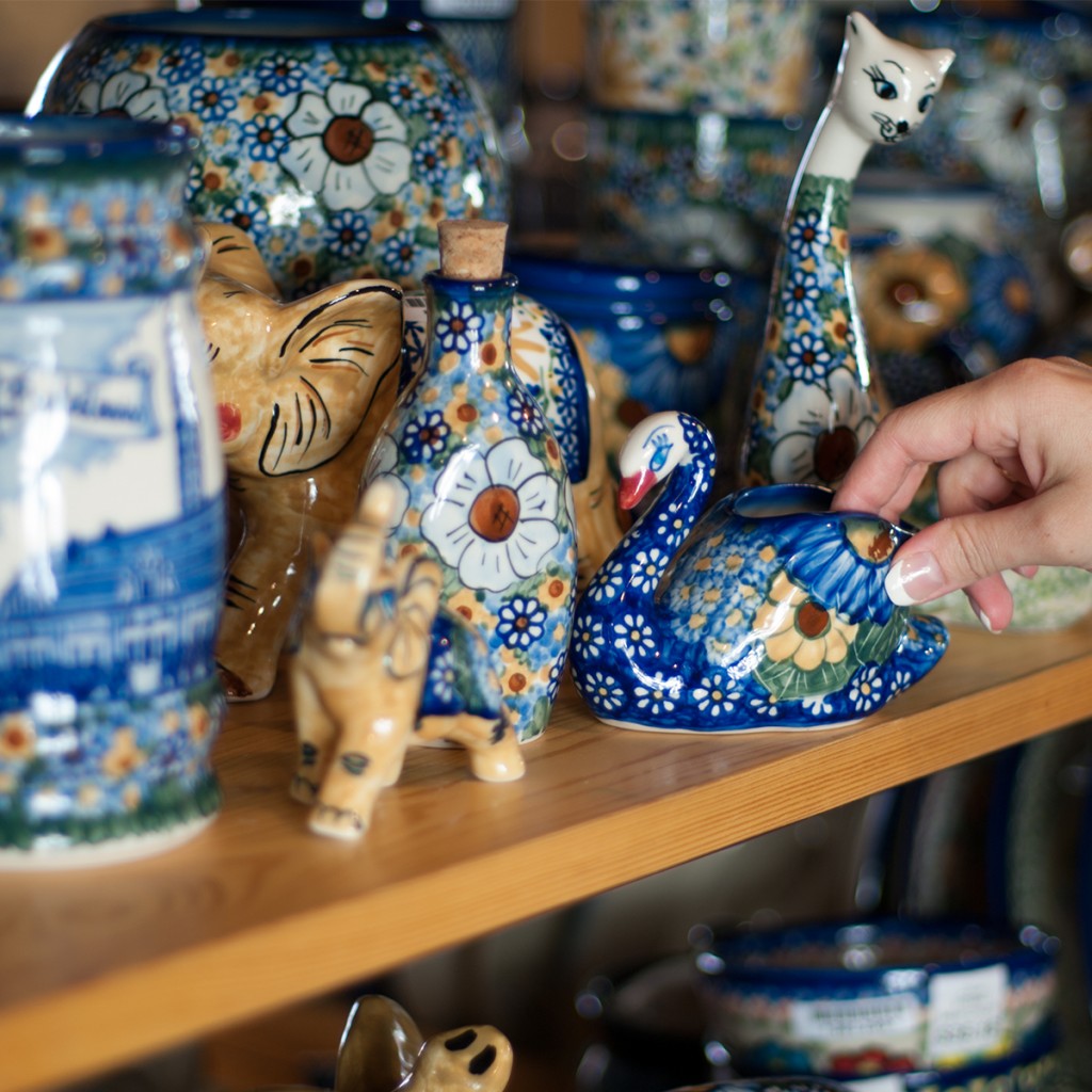 olmedia Polish Pottery Retail Store