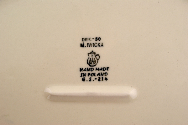 Baker with Cover 14"