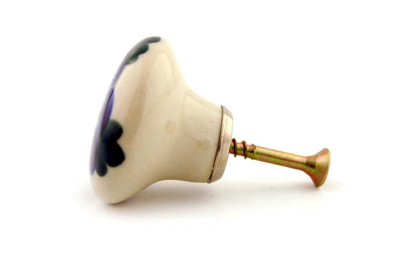 Drawer knob 1-3/8 inch