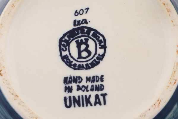 Jar with Lid and Handles 9"