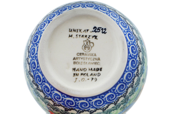 Bowl with Loop-Handle 6"