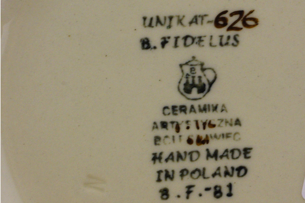 Scalloped Fluted Bowl 7"