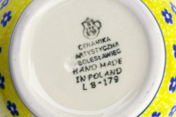 Bowl with Loop-Handle 6"