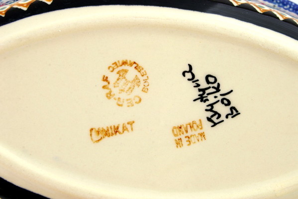 Oval Baker with Handles 10"