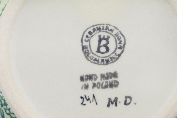 Jar with Lid and Handles 8"