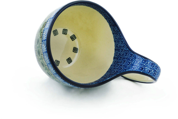 Bowl with Loop-Handle 6"