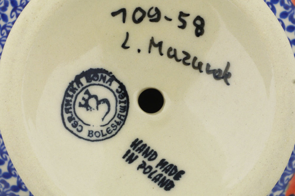 Bowl with Pedestal 7"