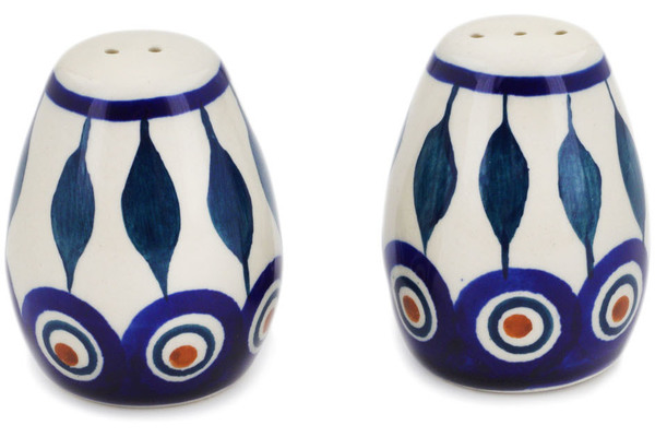 Salt and Pepper Set 2"