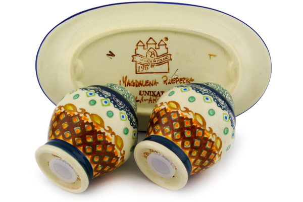 Salt and Pepper Set 7"