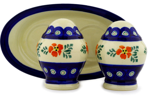 Salt and Pepper Set 7"