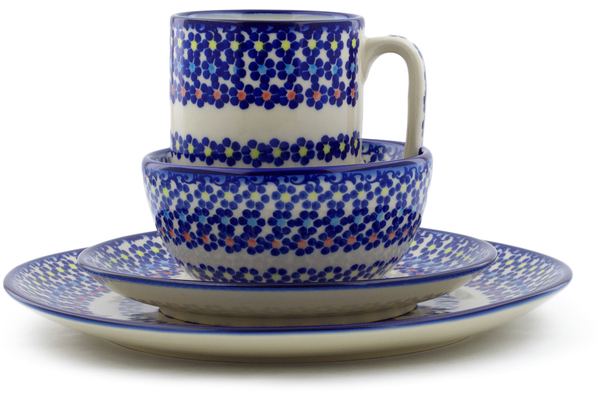 Polish Pottery Place Setting 4-Piece: 10½" dinner plate, 7½" dessert or side plate, 5¼" bowl and a 12 oz mug