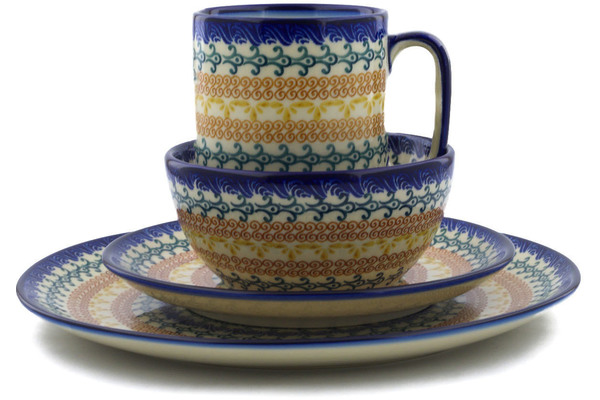 Polish Pottery Place Setting 4-Piece: 10½" dinner plate, 7½" dessert or side plate, 5¼" bowl and a 12 oz mug