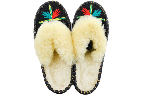 House Shoes size 8.5, House Slippers size 8.5