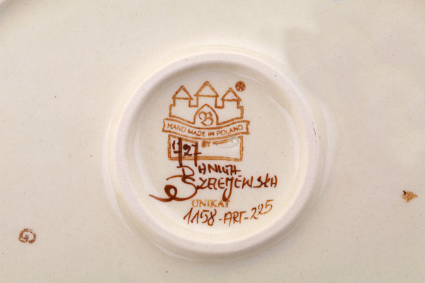 Baker with Cover 12"