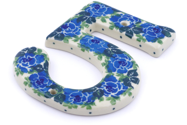 House Number FIVE (Five)