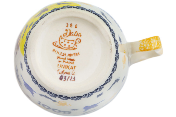 Bowl with Loop-Handle 7"