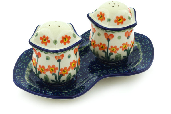 Salt and Pepper Set 7"