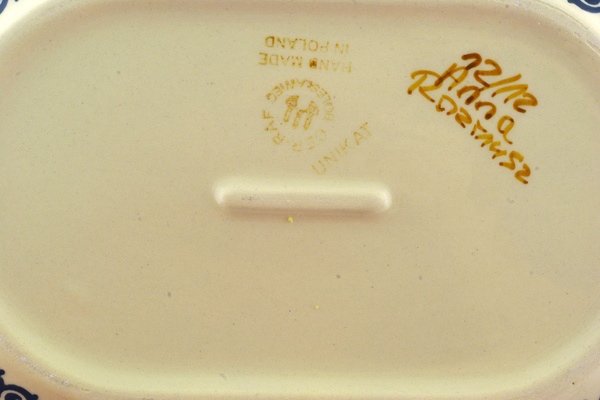 Oval Baker with Handles 13"