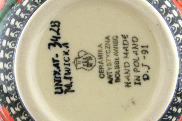 Bowl with Loop-Handle 6"