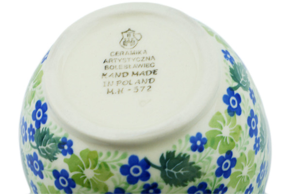 Bowl with Loop-Handle 6"