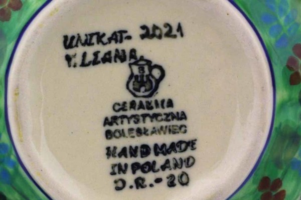 Scalloped Fluted Bowl 5"