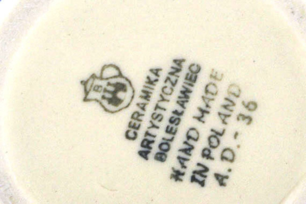 Bowl with Loop-Handle 6"