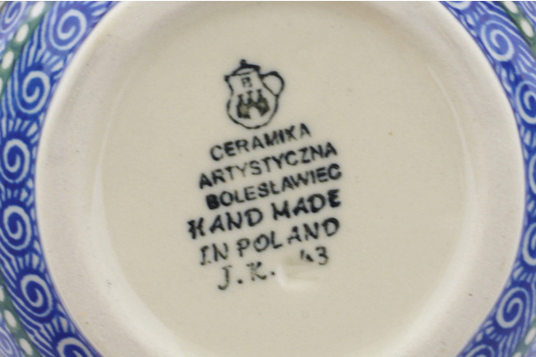 Bowl with Loop-Handle 6"