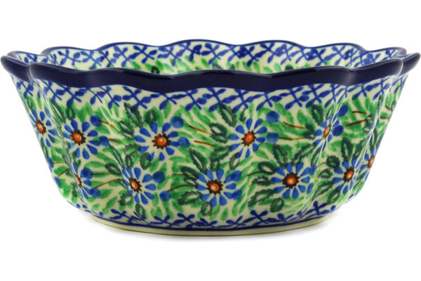 Scalloped Fluted Bowl 7"