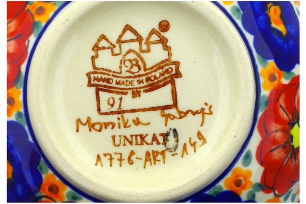 Jar with Lid and Handles 8"