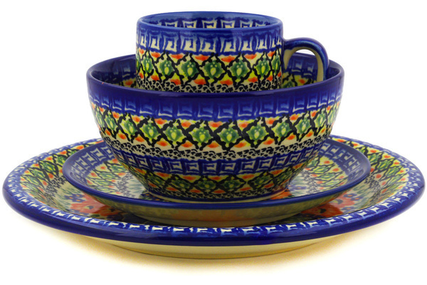 Place Setting 4-Piece: Mug, Bowl, Dinner Plate, Side Plate