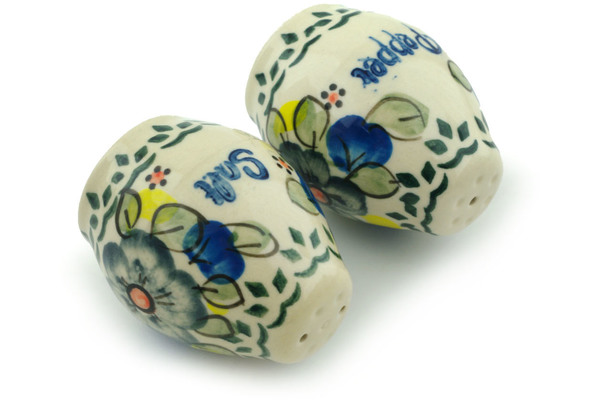 Salt and Pepper Set 2"