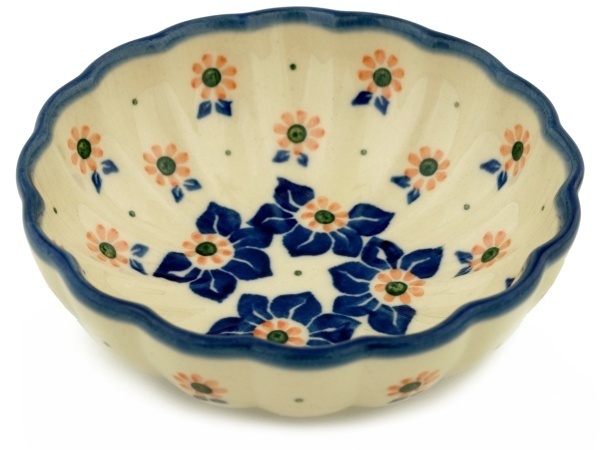 Scalloped Fluted Bowl 5"