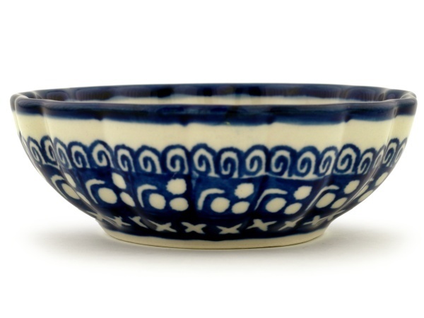 Scalloped Fluted Bowl 5"