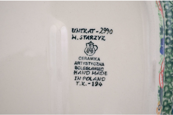 Baker with Cover 10"