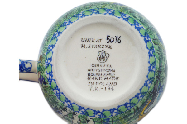 Bowl with Loop-Handle 6"