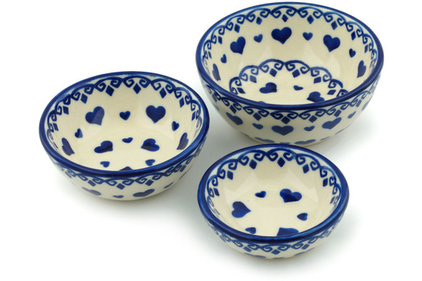 Set of 3 Nesting Bowls