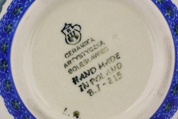 Bowl with Loop-Handle 6"