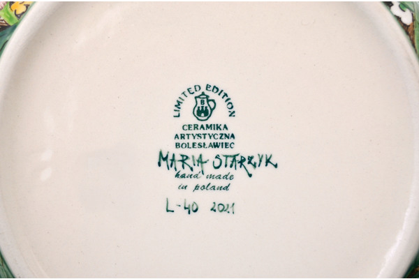 Round Baker with Handles 9"