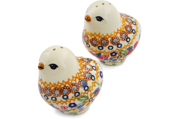Salt and Pepper Set 2"