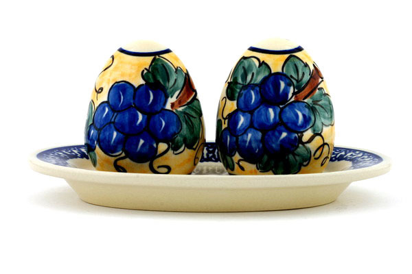 Salt and Pepper Set 7"