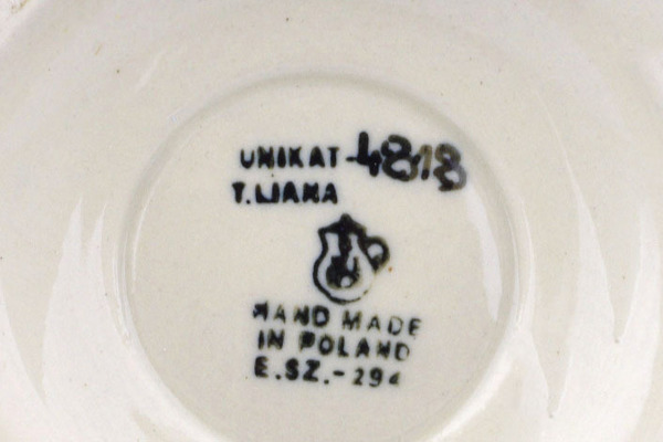 Bowl with Pedestal 5"