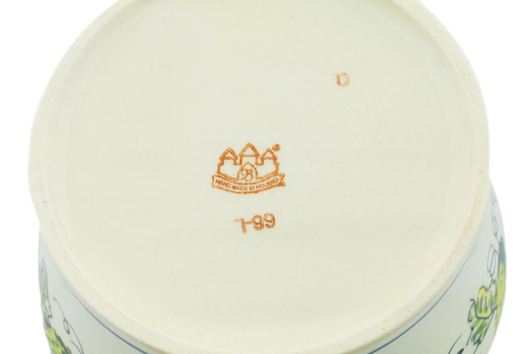 Jar with Lid and Handles 8"