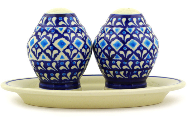 Salt and Pepper Set 7"