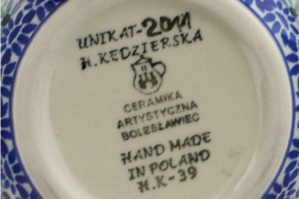 Bowl with Loop-Handle 6"