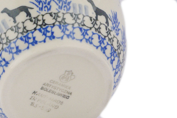 Bowl with Loop-Handle 6"