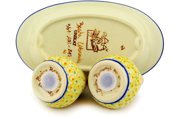 Salt and Pepper Set 7"