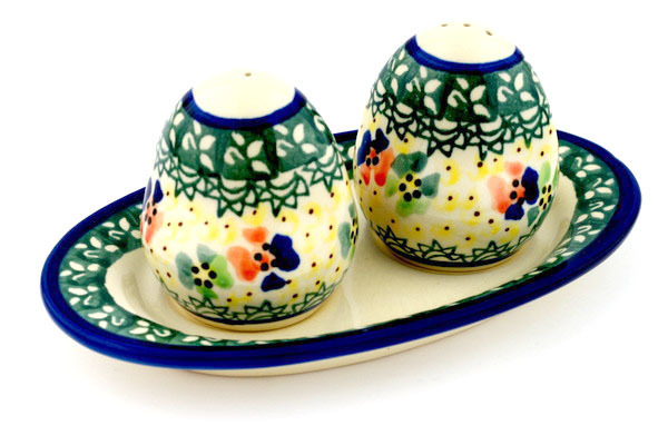 Salt and Pepper Set 7"