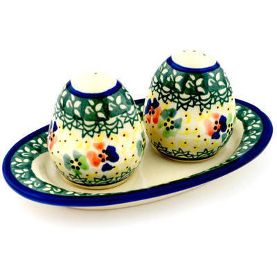 Salt and Pepper Set 7"
