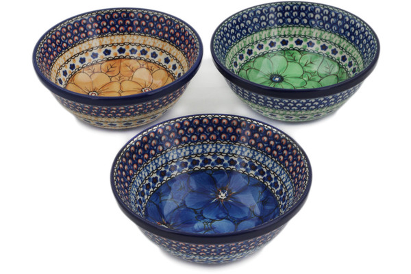 Set of Three 6½-inch bowls